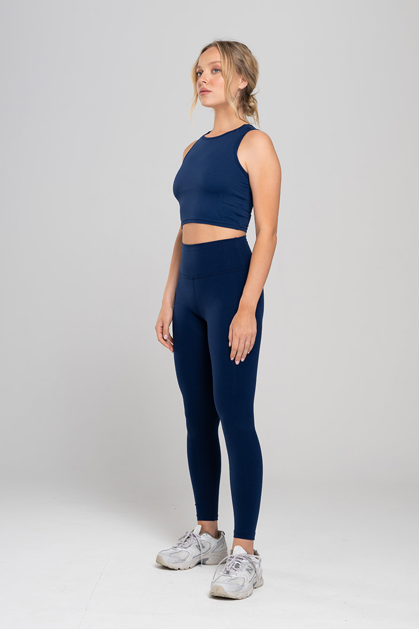 YALU Crop Racer Top – Dark Blue